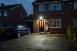 Nightsearcher Faststar 2700 - 2700 Lumens, Wall Mounted Security Flood Light - thumbnail 2