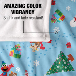 Sesame Street Silky Footprint Holiday Supersoft Blanket Multicoloured (One Size) - thumbnail 4