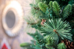 Shatchi 6Ft Californian Boulder Bushy Look Luxurious Forest Green Artificial Christmas Tree - thumbnail 4