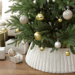 Amorly 28Inch White Faux Fur Christmas Tree Collar, Plush Striped Tree Stand Base Cover, Suitable For 7.5Ft Pencil Xmas Tree Decorations - thumbnail 5