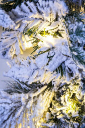 Christmas Tree World The Pre-Lit Connectable 270Cm Snowy Alpine Garland - thumbnail 7