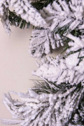 Christmas Tree World The Pre-Lit Connectable 270Cm Snowy Alpine Garland - thumbnail 8