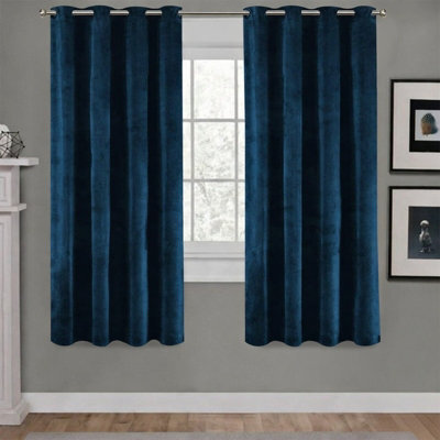Aspire Homeware Navy Blackout Velvet Curtain Thermal Insulated Eyelet Window Curtain Pair (W)168Cm X (D)137Cm