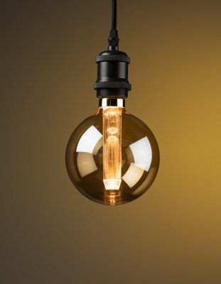 Luminosa Lighting Luminosa Knightsbridge Luna 230V 3W Es Led Globe Retro Lamp 1800K - Lu3Agl - image 1