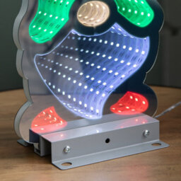 Samuel Alexander 30Cm Infinity Light Up Christmas Gonk Decoration With Green & White Leds On Metal Base - thumbnail 5