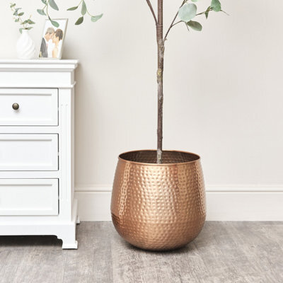 Melody Maison Large Copper Hammered Metal Planter - image 1