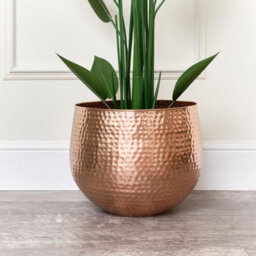 Melody Maison Large Copper Hammered Metal Planter - thumbnail 2