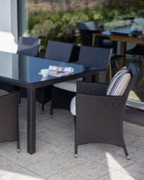 Beliani Set Of 2 Garden Chairs With Cushions Italy Pe Rattan Dark Brown - thumbnail 2
