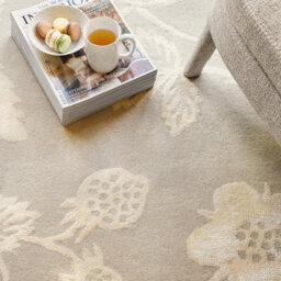 Wild Strawberry 38201 Tonal Luxurious Hand Tufted Wool Rug By Wedgwood-160Cm X 230Cm - thumbnail 3