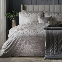 Laurence Llewelyn-Bowen Firenza Damask Velvet Duvet Cover Set - thumbnail 1
