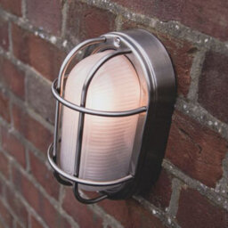 Happy Homewares Stainless Steel Cast Aluminium Outdoor Oval Bulkhead Wall Light - thumbnail 3