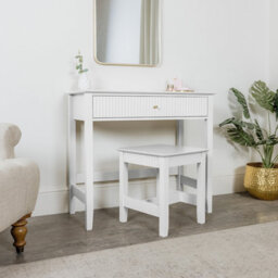 Melody Maison Chest Of Drawers, Tall Bedside Table, Pair Of Bedside Tables & Dressing Table Set - Hales White Range - thumbnail 4