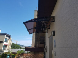 Canofix UK Canofix Door Canopy Pc 2500 Width X 1270 Projection (Black Bracket - Bronze Sheet) - thumbnail 2