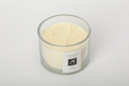 Aroma Naturals Minimalist Luxe Blackberry, Pomegranate 3-Wick Scented Candle - thumbnail 3