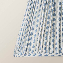 Valuelights Grange Large Blue Floral Pleated Lamp Shade - thumbnail 3