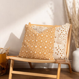 Yard Helm Organic Woven Polyester Filled Cushion - thumbnail 5