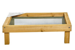Ruddings Wood Ground Wooden Wild Bird Feeder Mesh Table Tray Micro Mesh Feeding - thumbnail 6