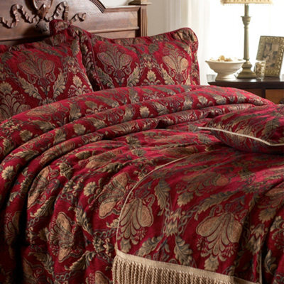Paoletti Shiraz Traditional Floral Damask Jacquard Fringed Throw