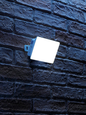 Auraglow Integrated Led Flood Light 4000K - White - 20W - 1650Lm -Standard On/off - image 1