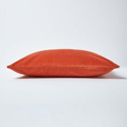 Homescapes Burnt Orange Velvet Rectangular Cushion Cover, 30 X 50 Cm - thumbnail 2