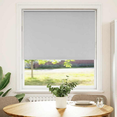 Berkfield Durable Roller Blind Blackout Light Grey 90X150 Cm Fabric Width 85.7 Cm Polyester