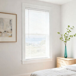 Garden Sanctuary Aluminium Horizontal White Coated Venetian Blind Shade 60Cm(W) X 130Cm(H) - thumbnail 2