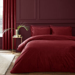 Catherine Lansfield Kingsley Matt Raspberry Duvet Cover Set King Bedding Set - thumbnail 1