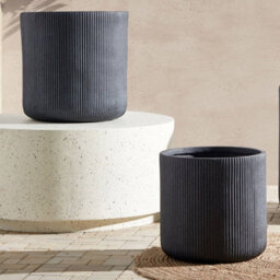 Beliani Graphite Grey Fibre Clay Planter 45 X 45 X 45 Cm Uv-Resistant Ribbed - thumbnail 2