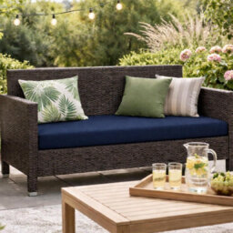 House Of Home Outdoor Bench Cushion Navy 2 Seater 108Cm - thumbnail 5