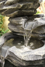 Outdoor Living UK Aqua Creations 3 Tier Classic Stone Fountain Solar Water Feature - thumbnail 2