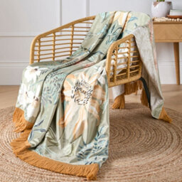 Soirée Sagara Large Floral Print Soft Touch Green Velvet Throw