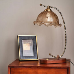 Living And Home 46Cm H E27 Bulb Base Flower-Shaped Glass Table Lamp Table Light With Button Switch - thumbnail 7