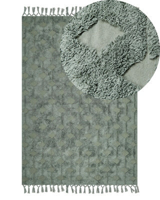 Wyld And Coco Green Hand-Tufted Cotton Rug 140 X 200 Cm - Low Pile Geometric Tassels - image 1