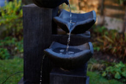 Gardenwize Garden Outdoor Solar Powered Cascading Slate Decorative Water Feature Fountain - thumbnail 4