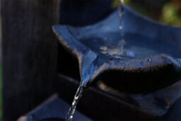 Gardenwize Garden Outdoor Solar Powered Cascading Slate Decorative Water Feature Fountain - thumbnail 5