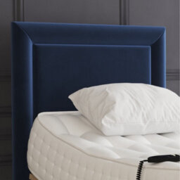 Hampton Electric Adjustable Bed Upholstered Velvet Fabric 4Ft6 Pocket Sprung Mattress - thumbnail 4