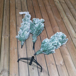 Samuel Alexander 5.5Ft (1.7M) Premier Snow Flocked Spruce Pine Slim Christmas Tree In Green - thumbnail 4