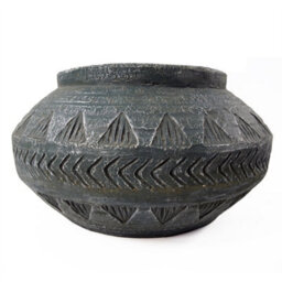 Leaf 21Cm X 40Cm Large Grey Gliese Triangle Planter - thumbnail 1