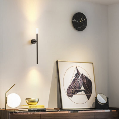 Ultra Beam Lighting Ultrabeam Black Up And Down Indoor Led Wall Light 2 Watt Led 140 Lumen Height 470mm - image 1