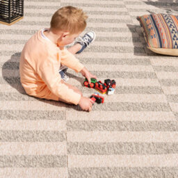 Loomed Grey Stripe Indoor Outdoor Washable Weather Resistant Rug 80Cm X 150Cm - thumbnail 4