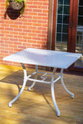 Sh&g Chirk 4 Seat Dining Table Set - 5 Piece Square Table & Chairs - White Aluminium With Cream Cushions - Indoor & Outdoor - thumbnail 3