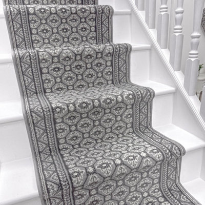 Heriz Stair Runner - Soft & Durable Carpet Runner For Stairs & Staircases, Multiple Lengths - image 1