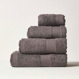 Homescapes Slate Grey 100% Combed Egyptian Cotton Towel Bale Set 500 Gsm