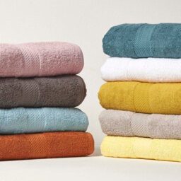 Homescapes Slate Grey 100% Combed Egyptian Cotton Towel Bale Set 500 Gsm - thumbnail 5