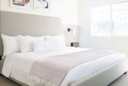 Geo Diamond Collection Recycled Cotton Throw - thumbnail 4