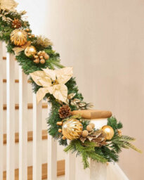 Werchristmas Cream And Gold Pre-Lit Decorated Garland 9 Ft - thumbnail 4