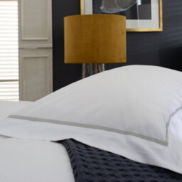 The Lyndon Company Boutique Hotel Hampstead 200 Thread Count Cotton Duvet Cover Set - thumbnail 3