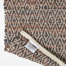 Homescapes Brown Real Leather Handwoven Diamond Pattern Rug, 66 X 200 Cm - thumbnail 5