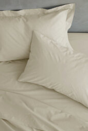 Catherine Lansfield Easy Iron Percale Oxford 50X75Cm + Border Pack Of 2 Pillow Cases With Envelope Closure Cream - thumbnail 3