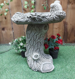 Stone Cast 'bird Nest' Design Garden Birdbath